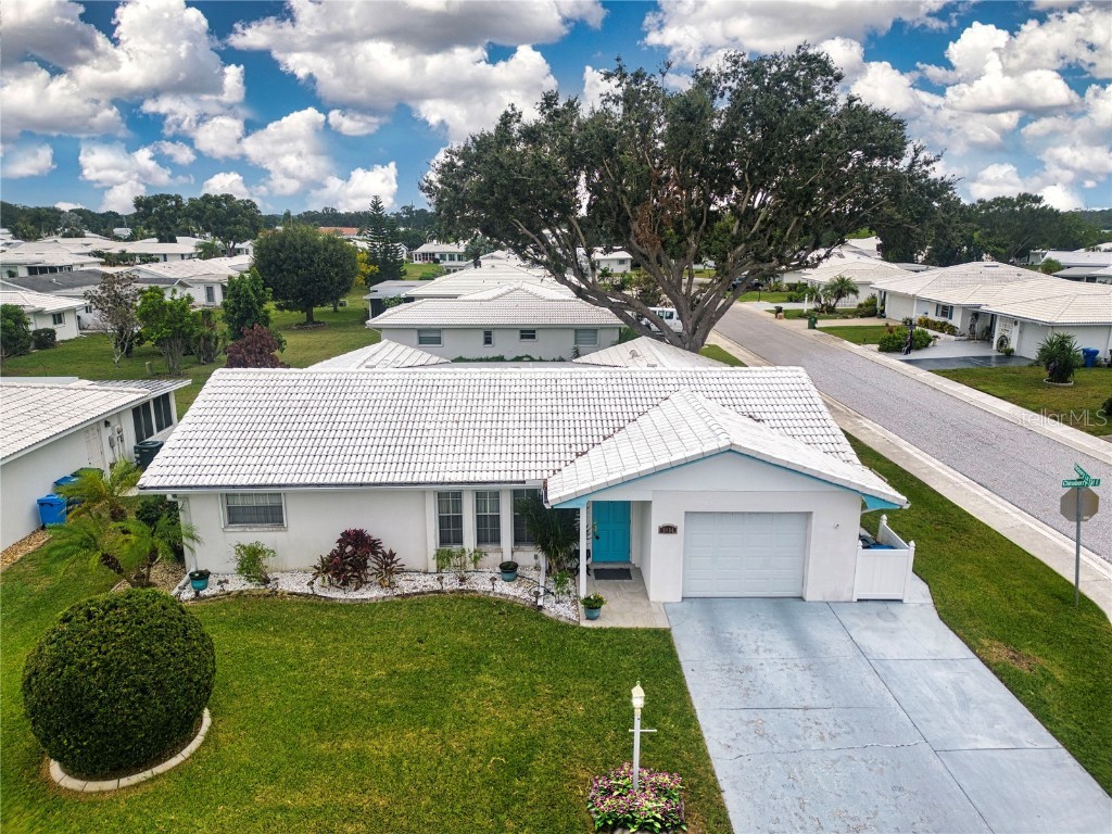 3904 Chinaberry Road Bradenton FL 34208 A4585140 image1