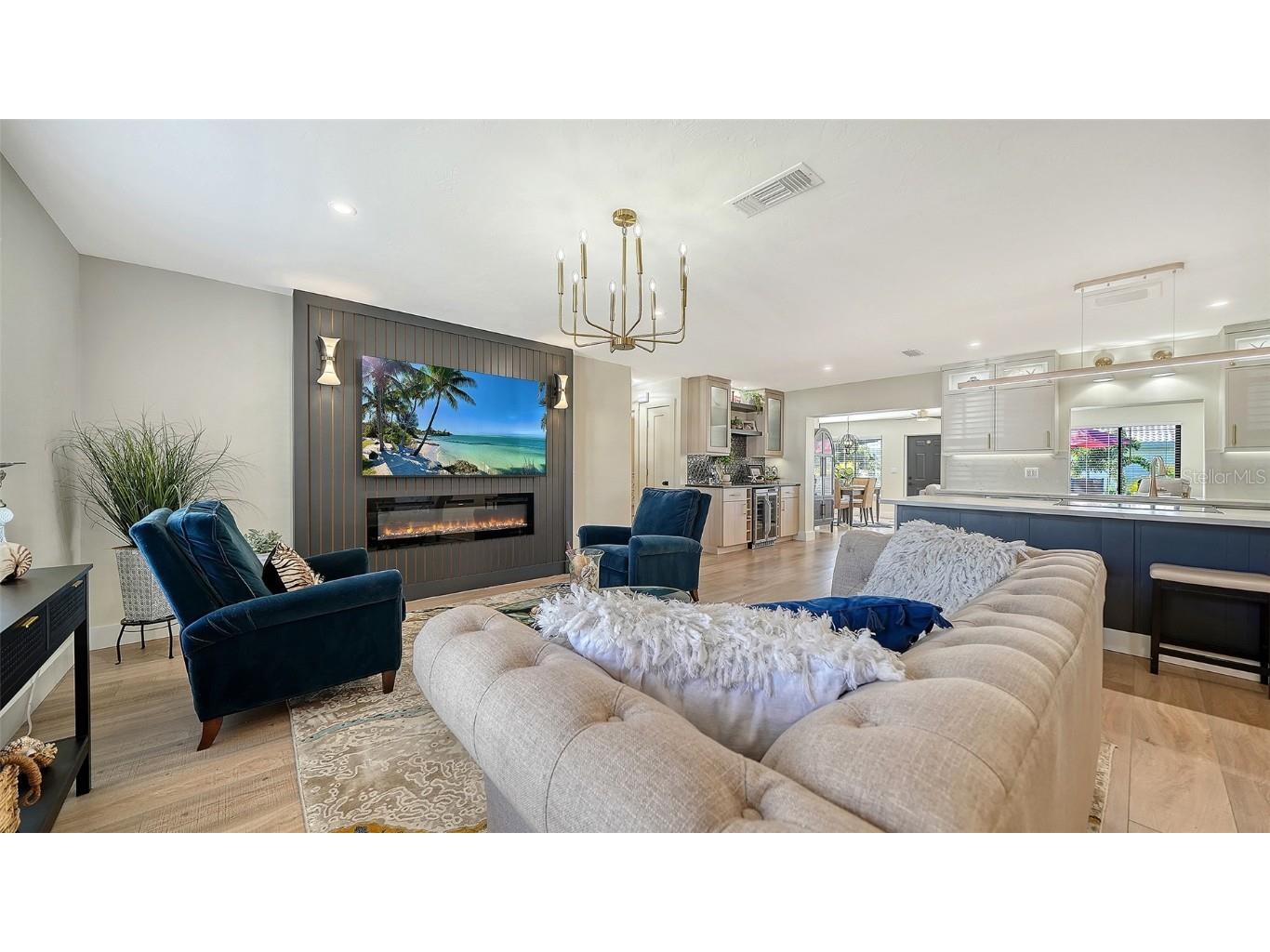 3904 Chinaberry Road Bradenton FL 34208 A4672289 image8