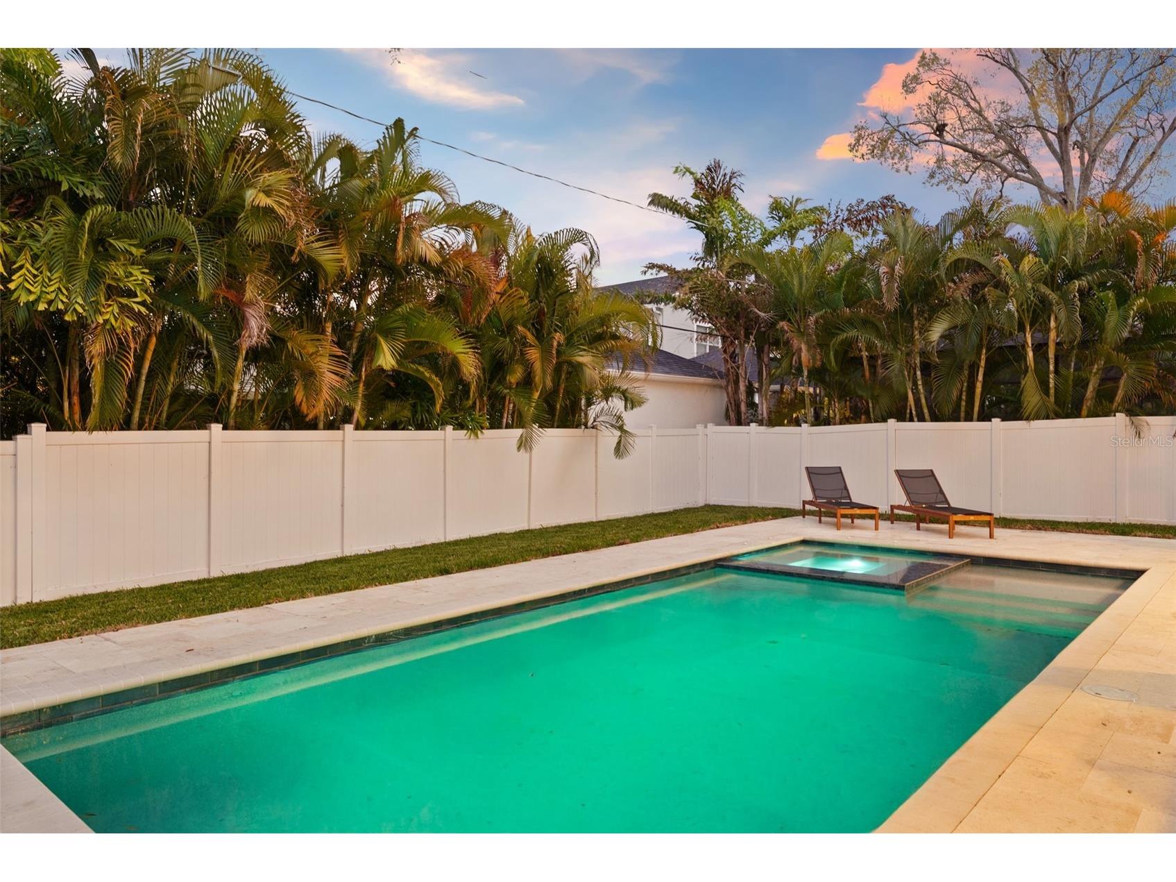 3904 Greenwood Drive Tampa FL 33611 TB8475267 image10