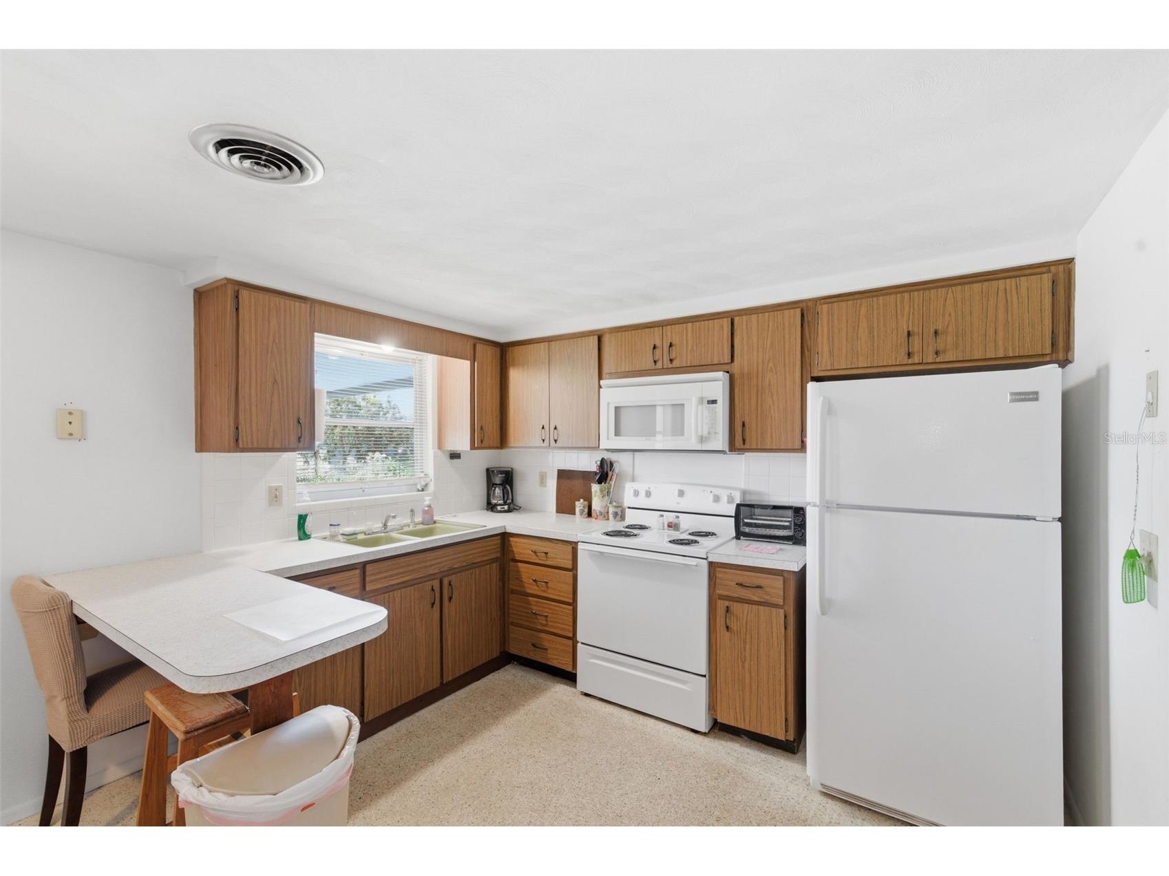 3904 Redwood Drive Holiday FL 34691 TB8508701 image6