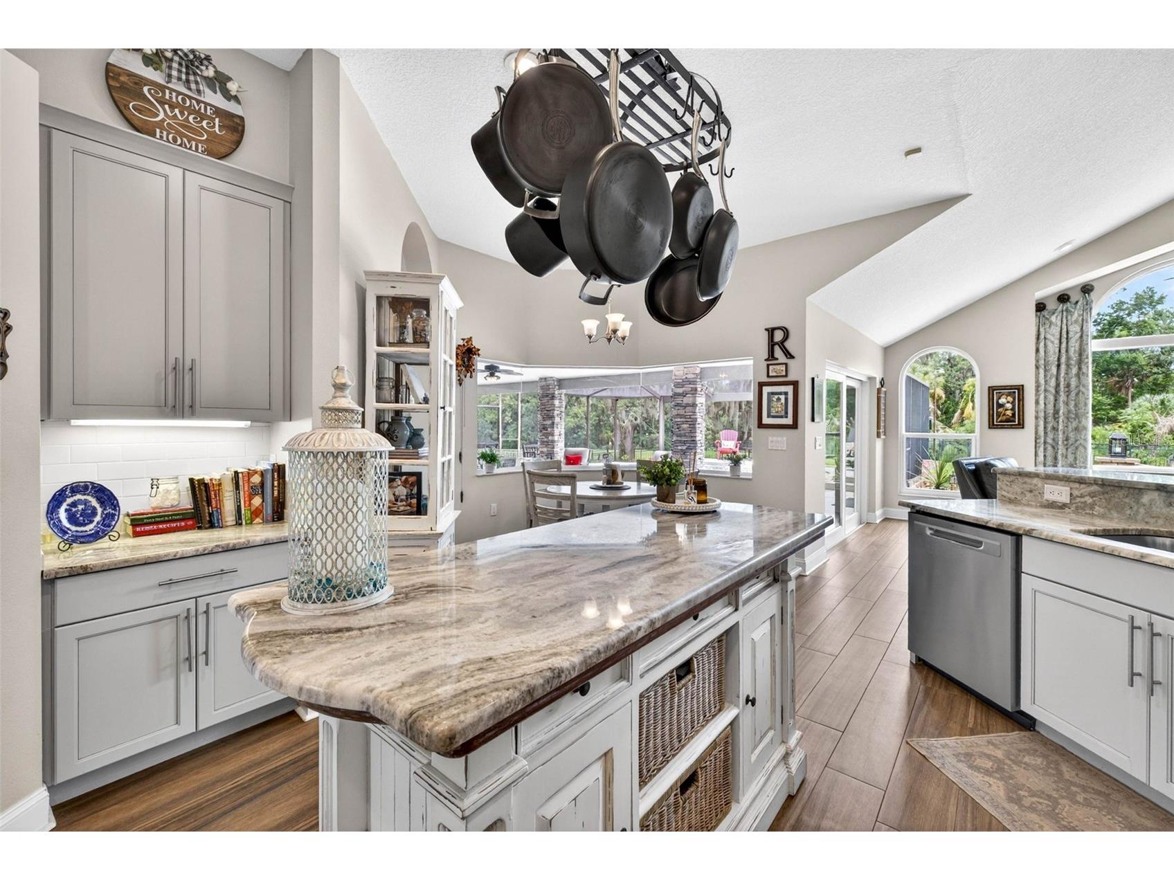 3904 S Nine Drive Valrico FL 33596 TB8515419 image25