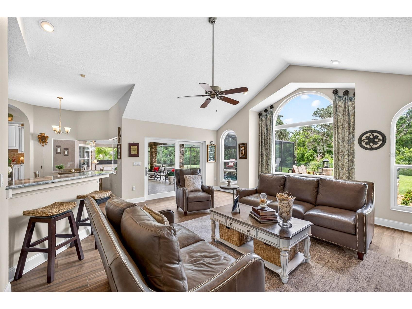 3904 S Nine Drive Valrico FL 33596 TB8515419 image37