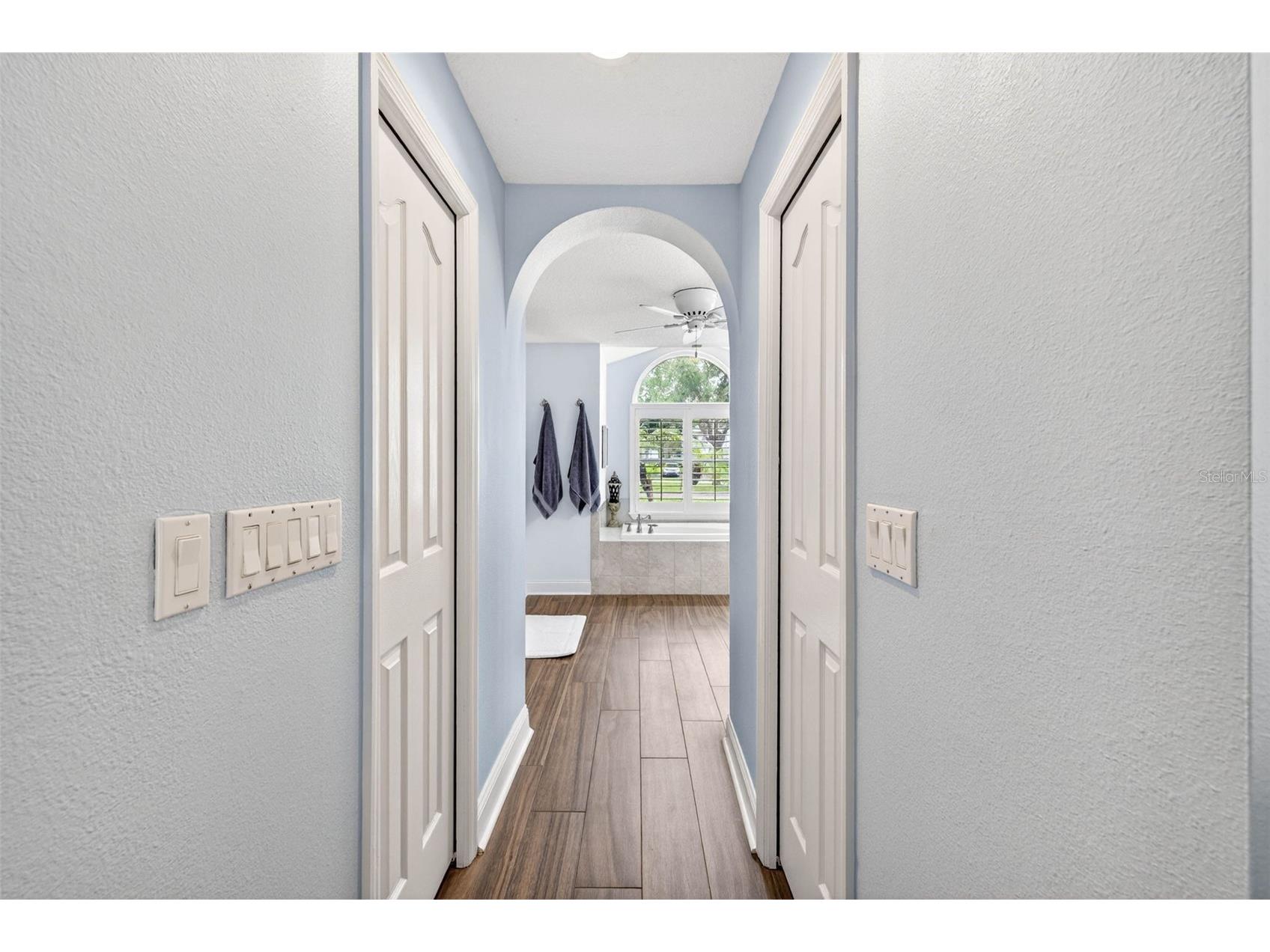 3904 S Nine Drive Valrico FL 33596 TB8515419 image43