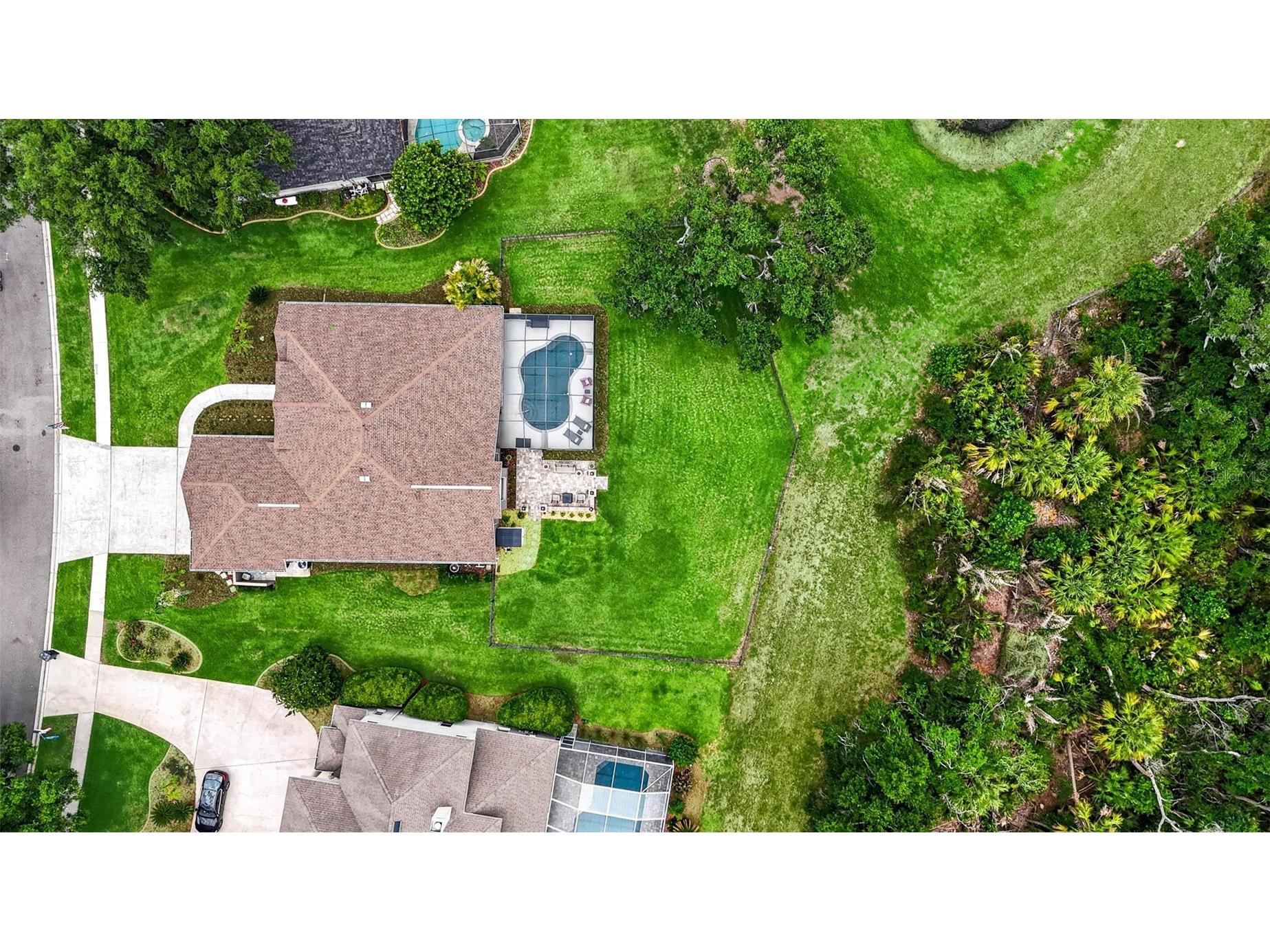 3904 S Nine Drive Valrico FL 33596 TB8515419 image82