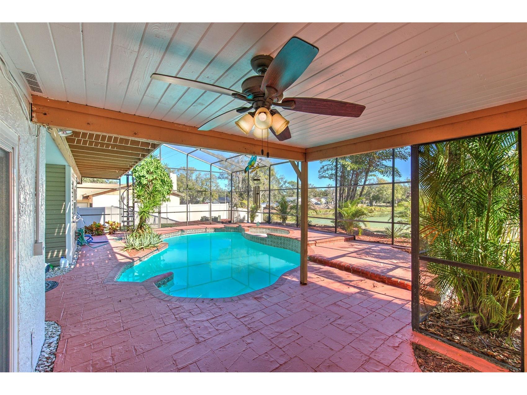 3904 Sweetleaf Drive Brandon FL 33511 TB8434527 image59