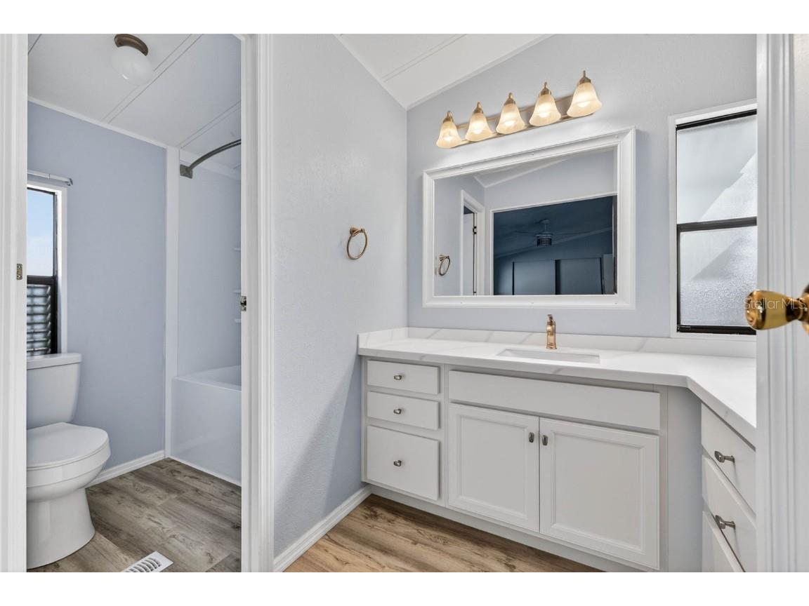 3904 William Hume Drive Zephyrhills FL 33541 TB8455513 image15