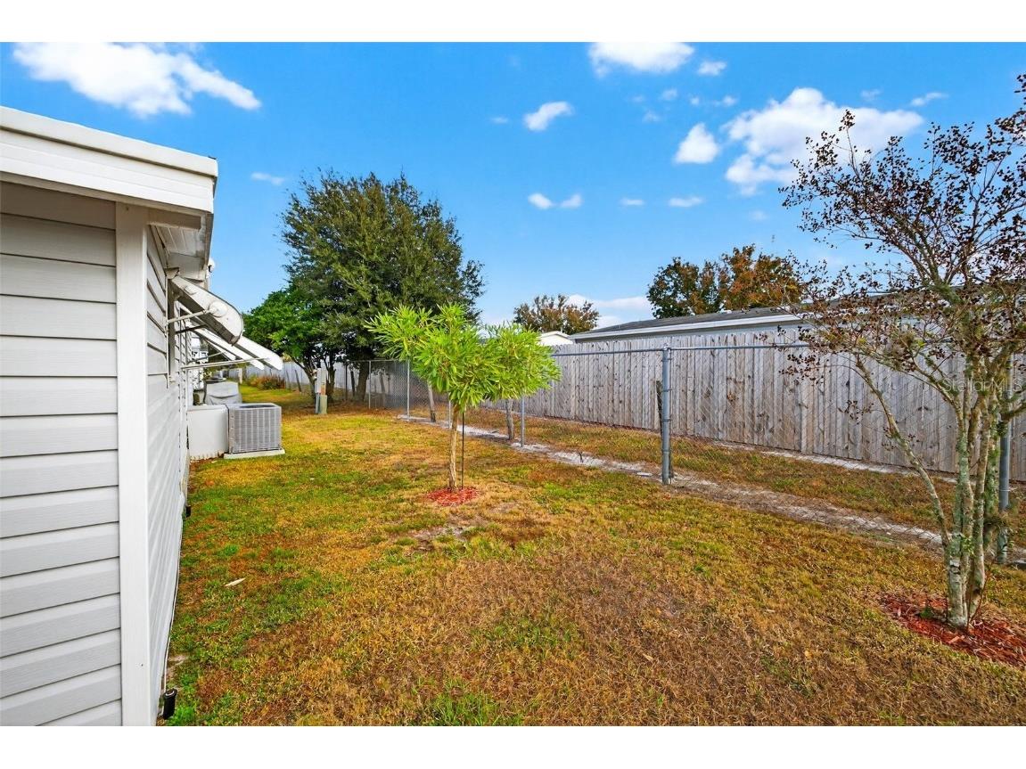 3904 William Hume Drive Zephyrhills FL 33541 TB8455513 image23