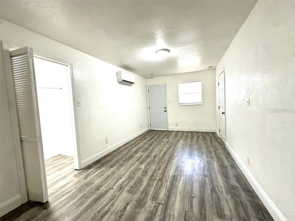 3905 54th Avenue N Saint Petersburg FL 33714 TB8451677 image10