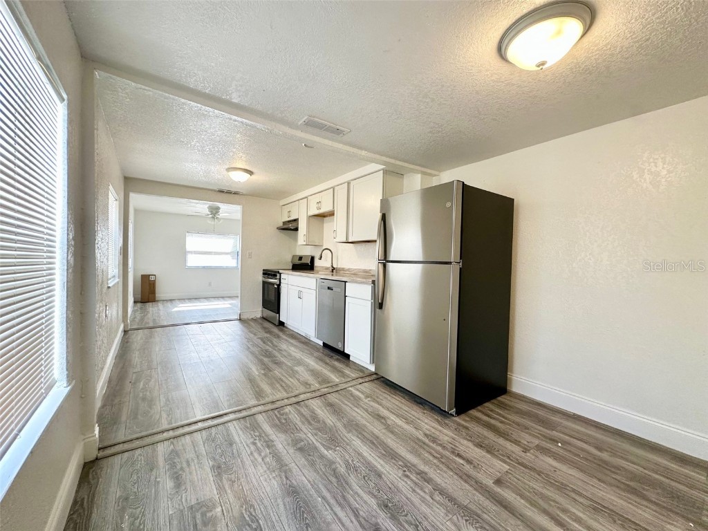 3905 54th Avenue N Saint Petersburg FL 33714 TB8451677 image2