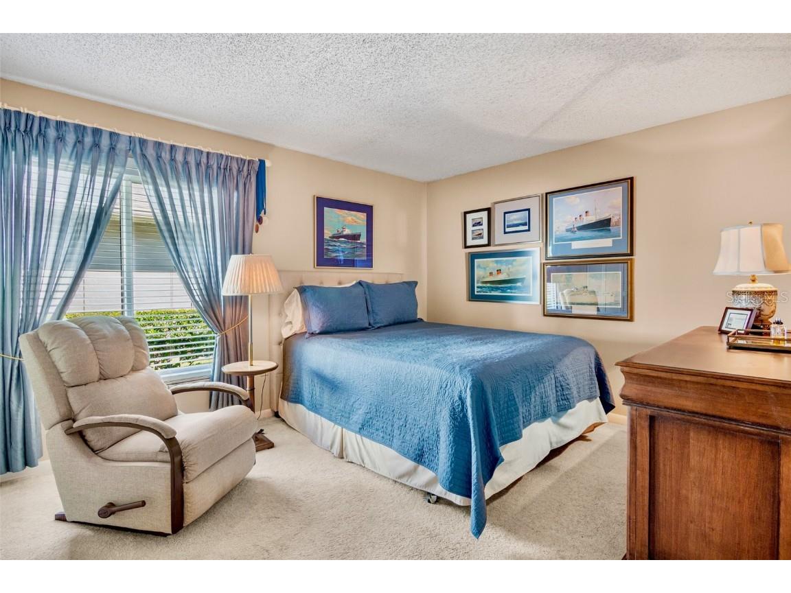 3905 Center Gate Circle #3 Sarasota FL 34233 A4672254 image15