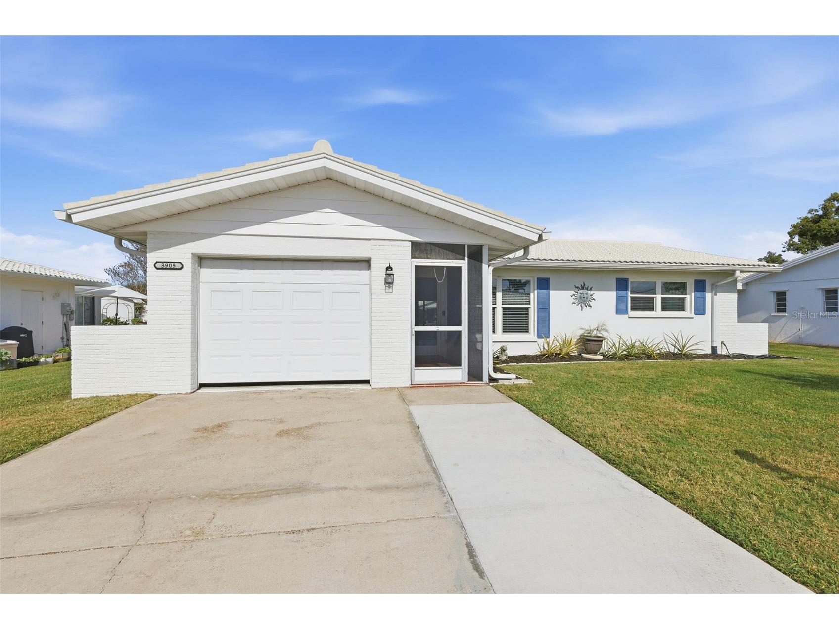 3905 Joyce Drive Bradenton FL 34208 - BRADEN RIVER A4676243 image1