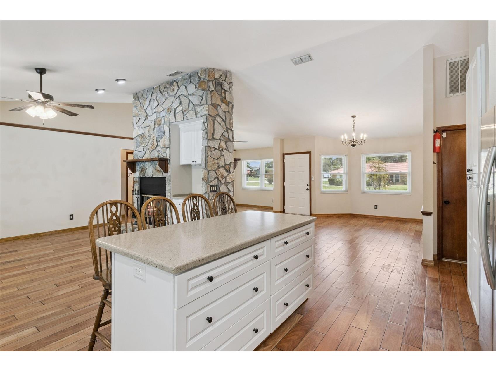 3905 Lemon Tree Ct Lakeland FL 33813 O6420231 image7