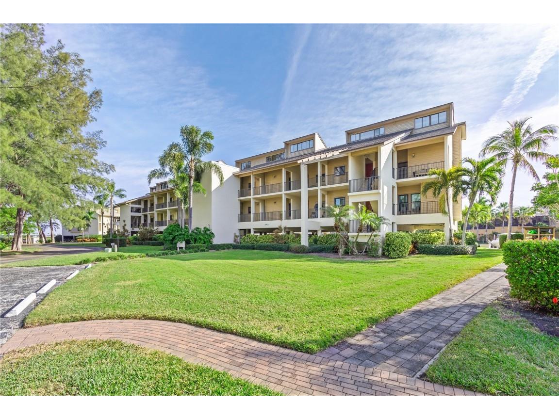 3905 Mariners Walk #813 Cortez FL 34215 A4595981 image1