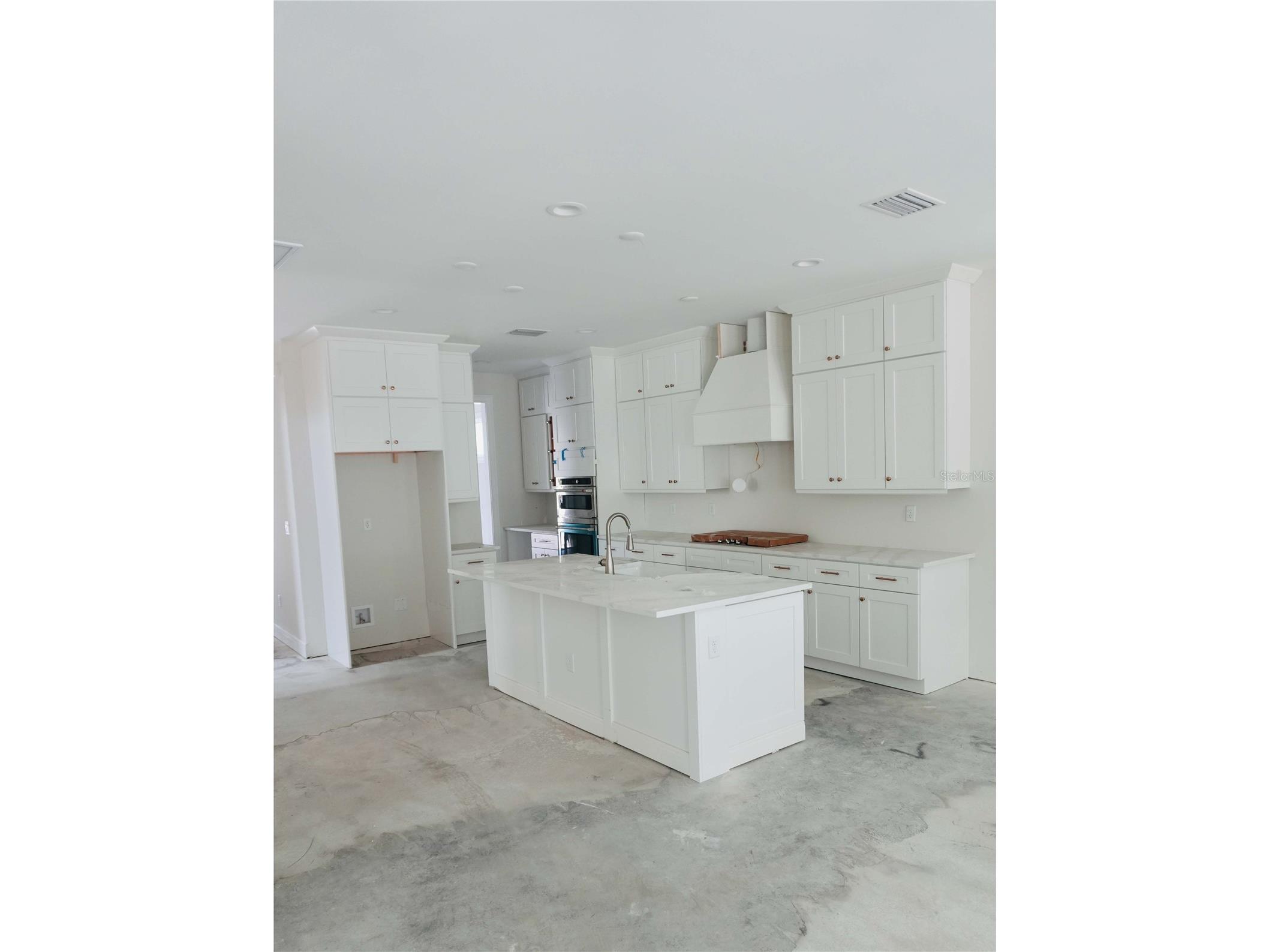 3905 W Tacon Street Tampa FL 33629 TB8519488 image3