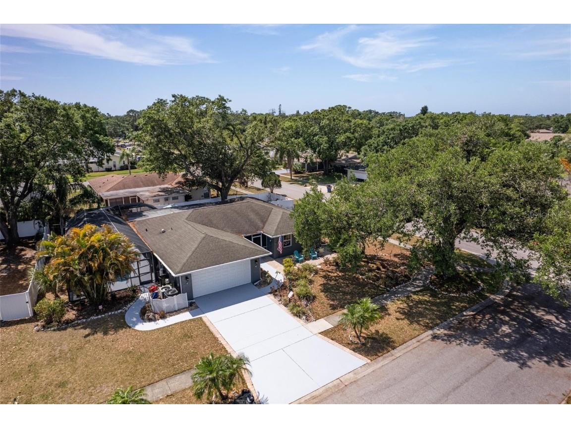 3906 Basswood Drive Sarasota FL 34232 A4565429 image1