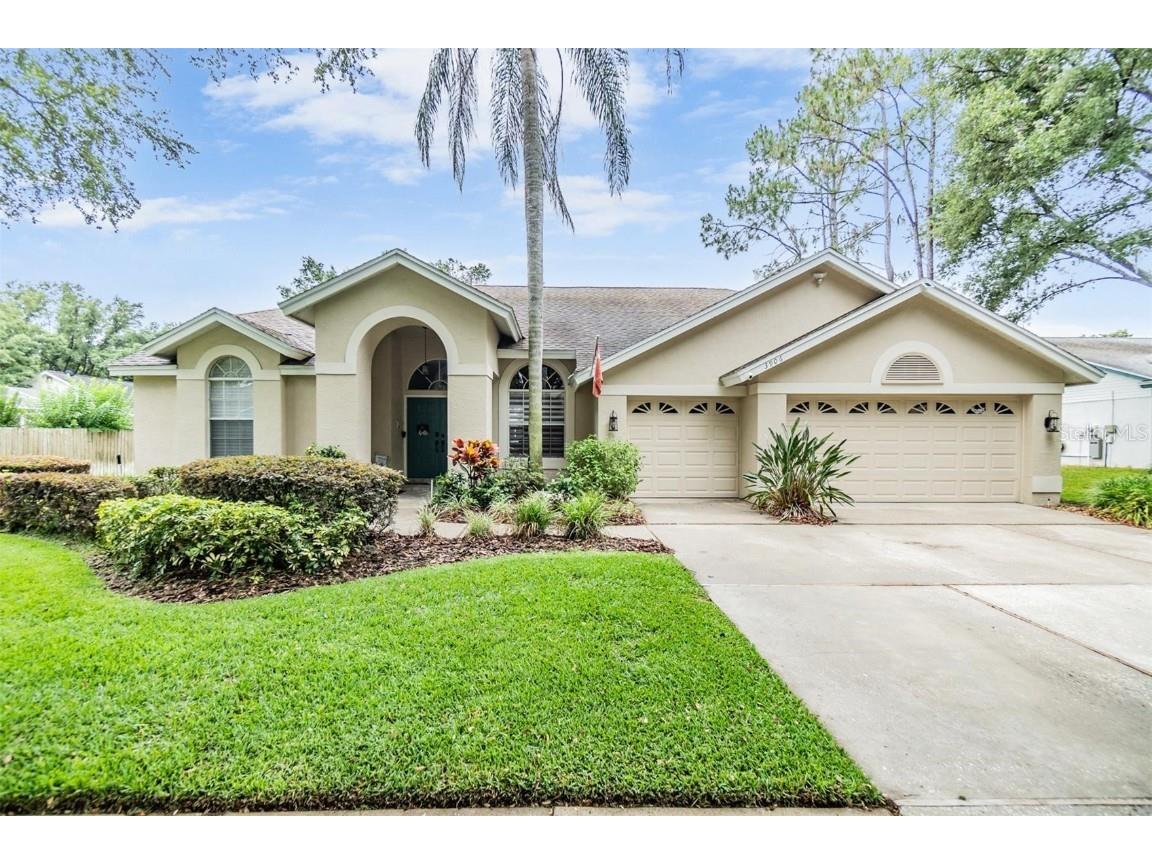 3906 Blue Maidencane Place Valrico FL 33596 T3527298 image1