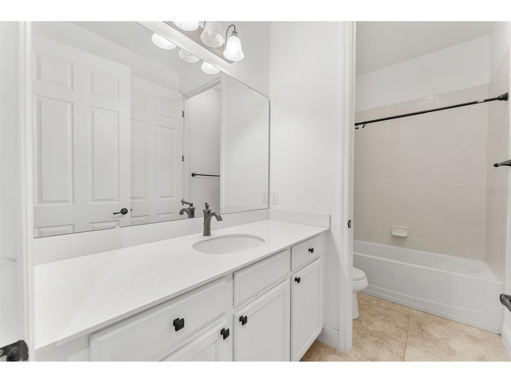 3906 Carrick Bend Drive Kissimmee FL 34746 - LAKE TOHO O6419060 image25
