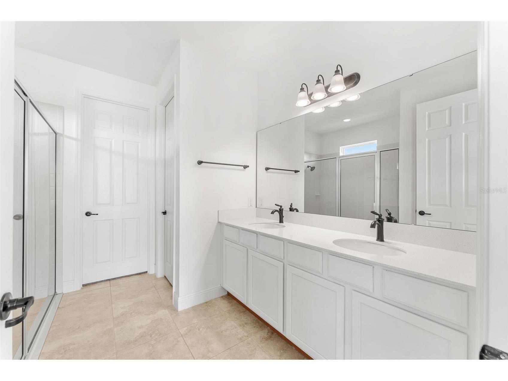 3906 Carrick Bend Drive Kissimmee FL 34746 - LAKE TOHO O6419060 image31