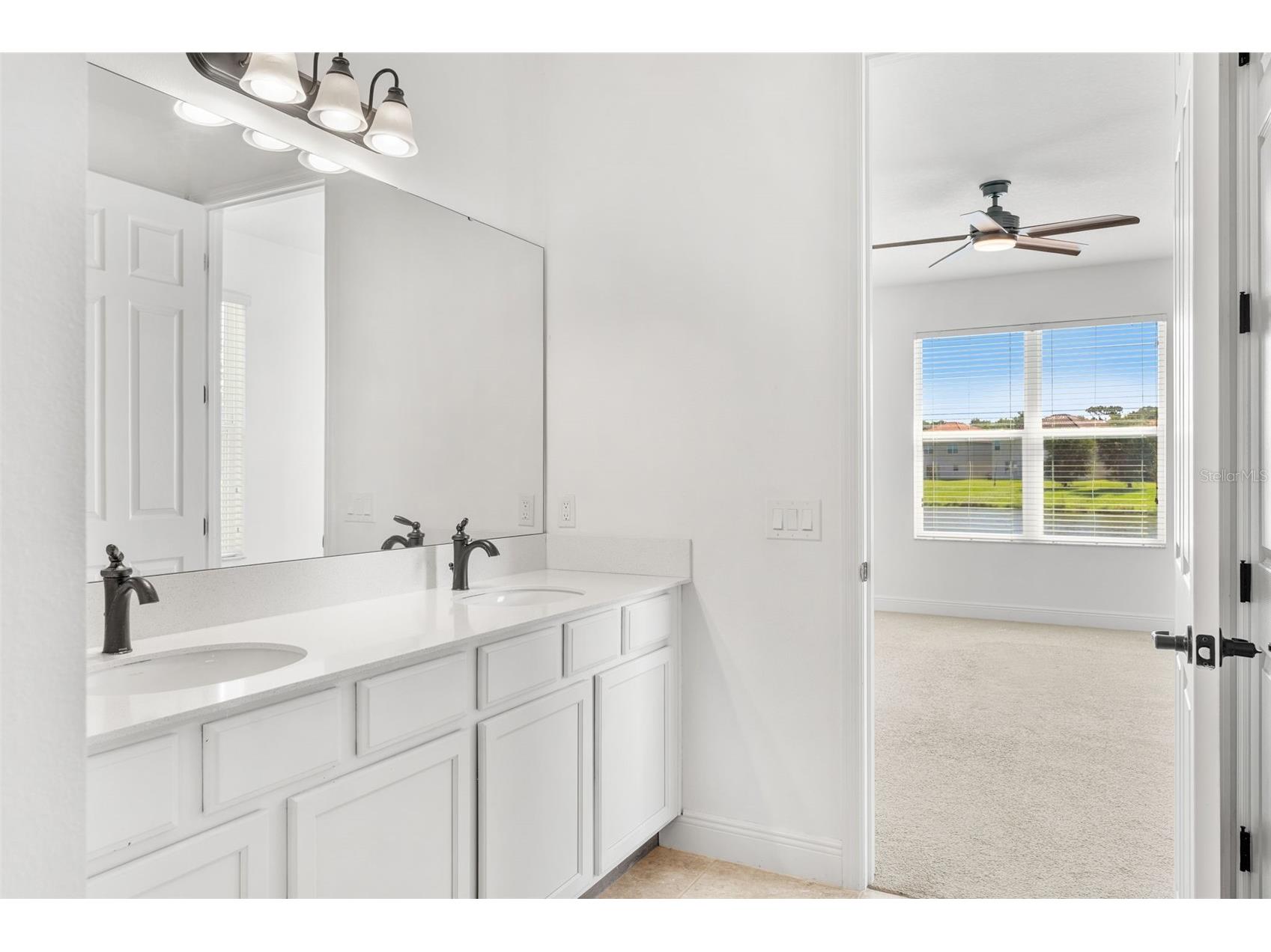 3906 Carrick Bend Drive Kissimmee FL 34746 - LAKE TOHO O6419060 image32