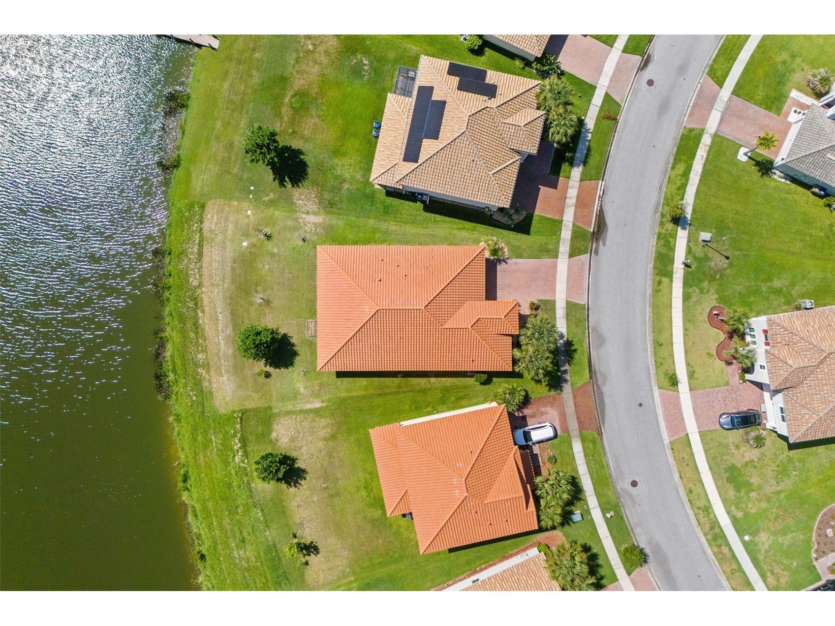 3906 Carrick Bend Drive Kissimmee FL 34746 - LAKE TOHO O6419060 image5
