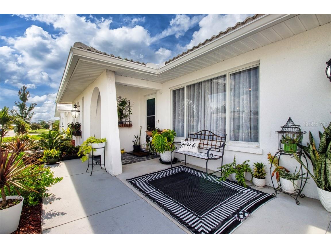 3906 Chinaberry Road Bradenton FL 34208 - BRADEN RIVER VIEW IN COMMUNITY A4660680 image5