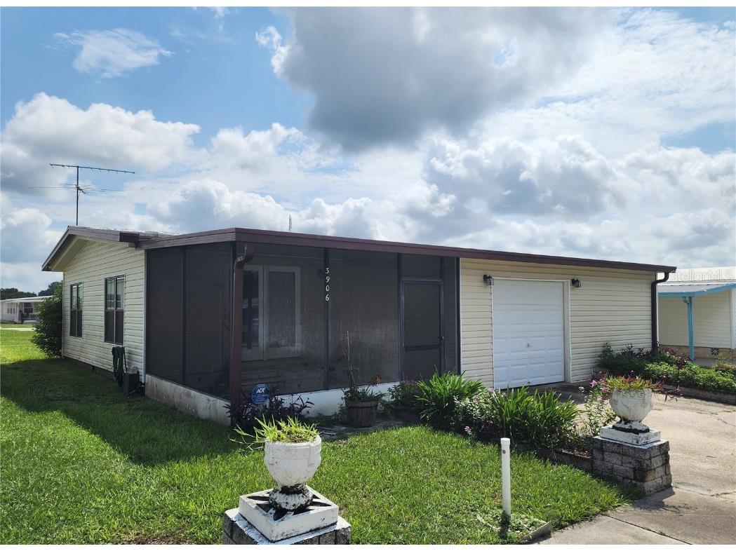 3906 Sarah Drive Wesley Chapel FL 33543 T3545071 image1
