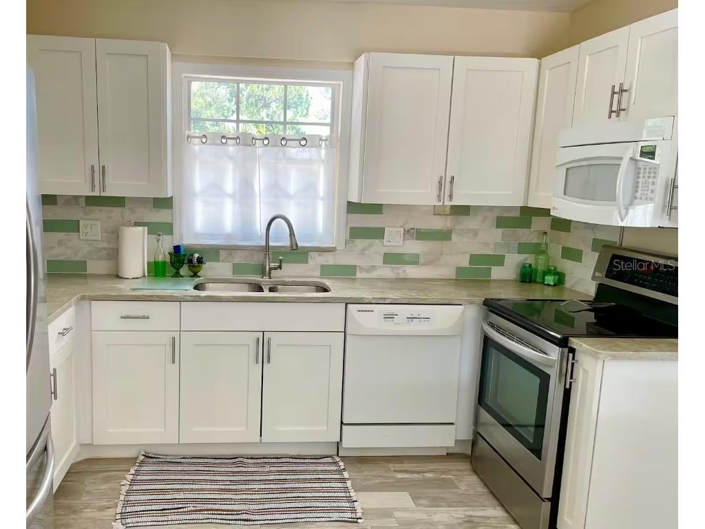 3907 10th Avenue Drive W Bradenton FL 34205 A4636187 image3