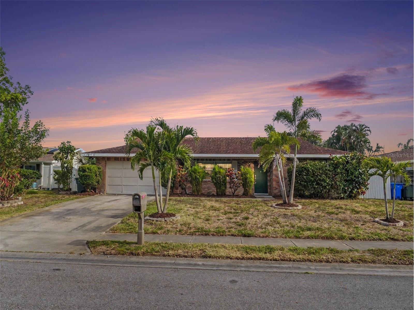 3907 23rd Avenue W Bradenton FL 34205 A4697229 image1