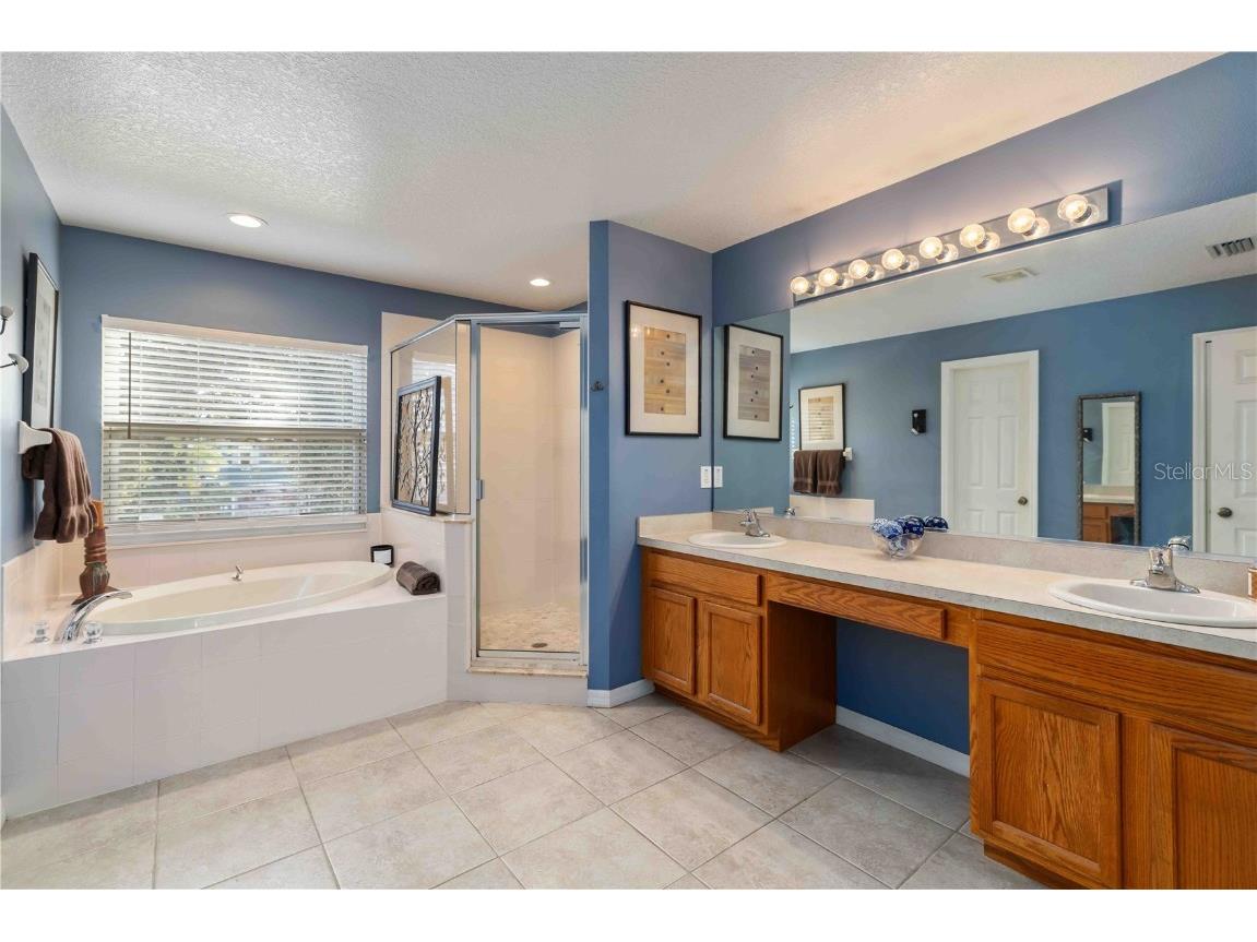 3907 62nd Terrace E Bradenton FL 34203 A4674923 image33