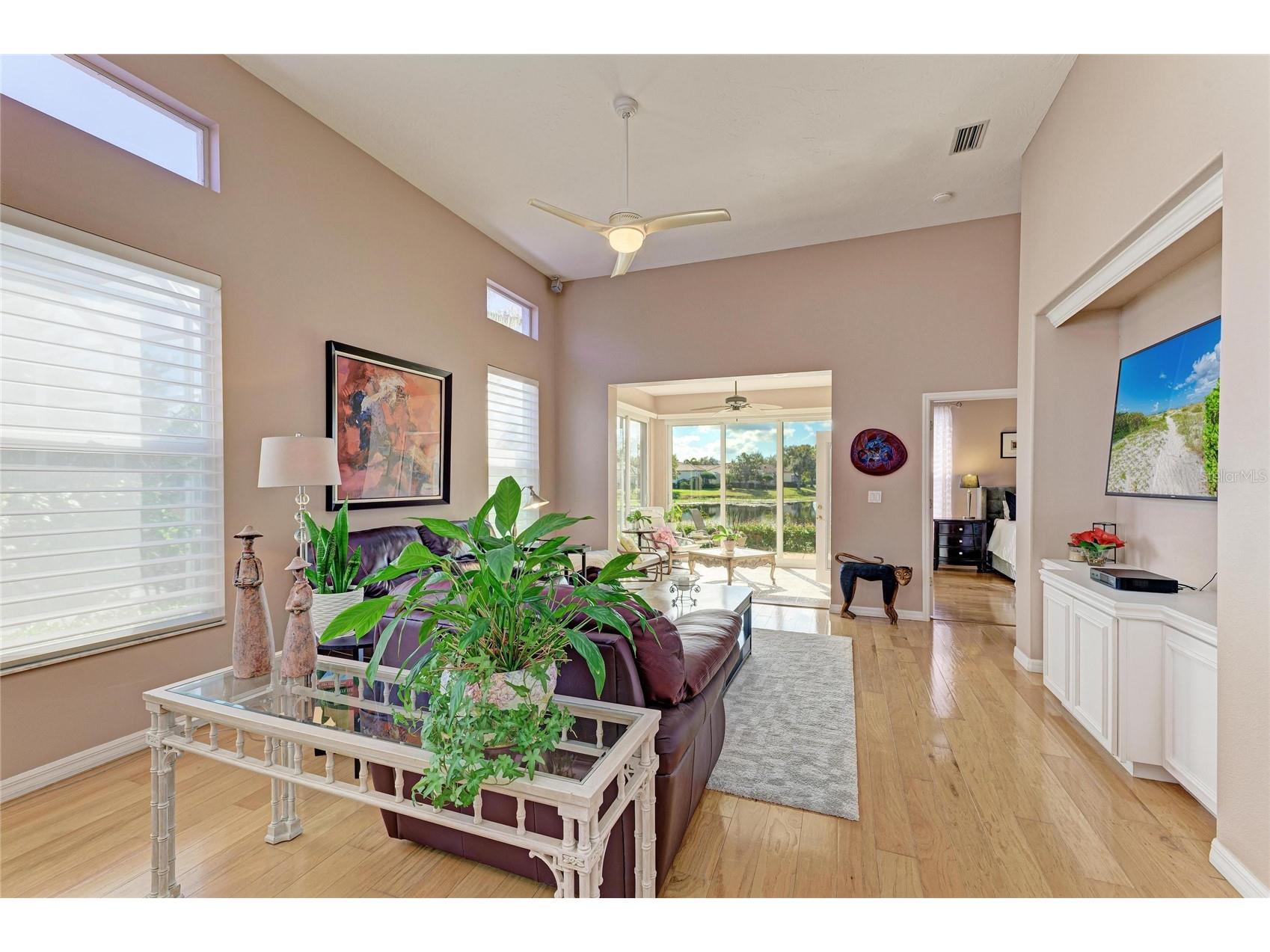 3907 Alamanda Drive Sarasota FL 34238 N6142651 image18