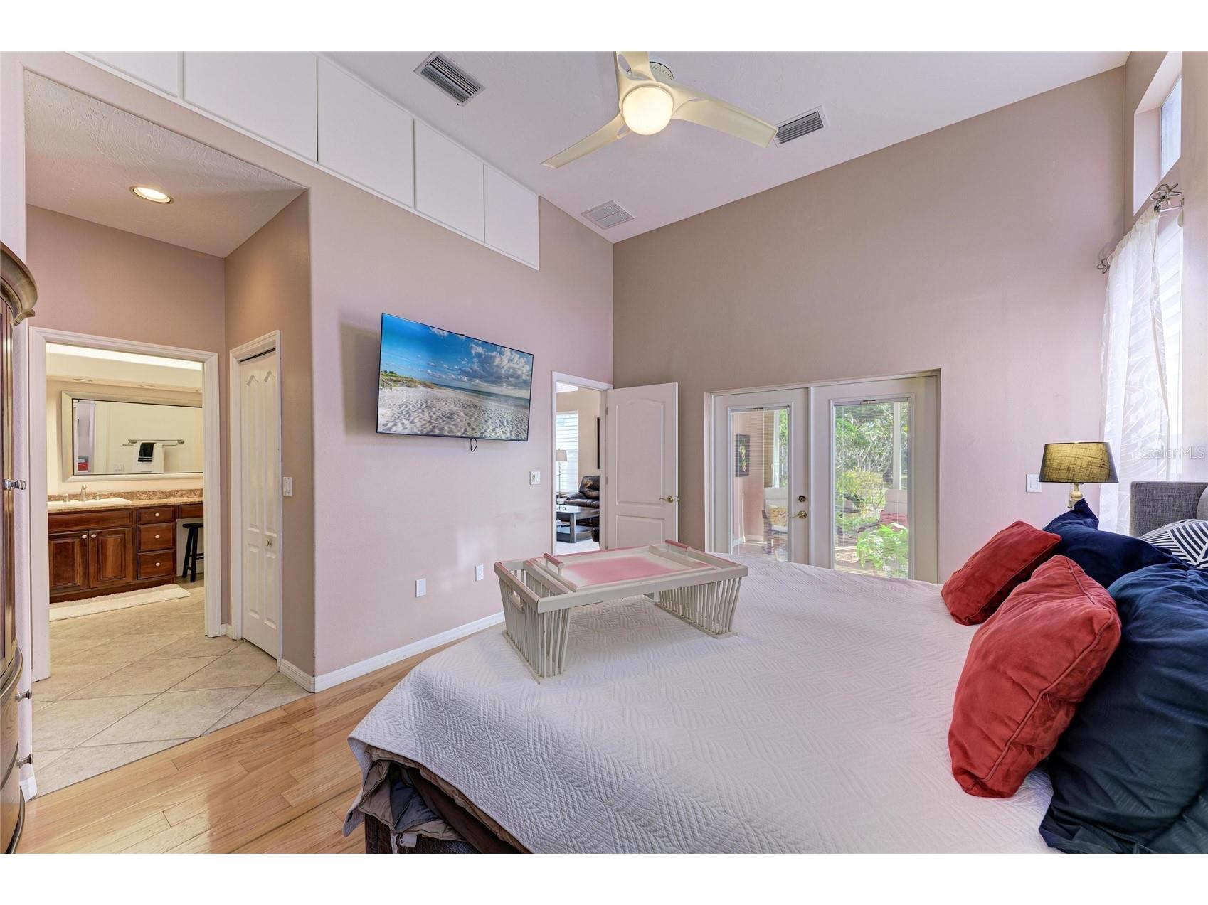 3907 Alamanda Drive Sarasota FL 34238 N6142651 image23