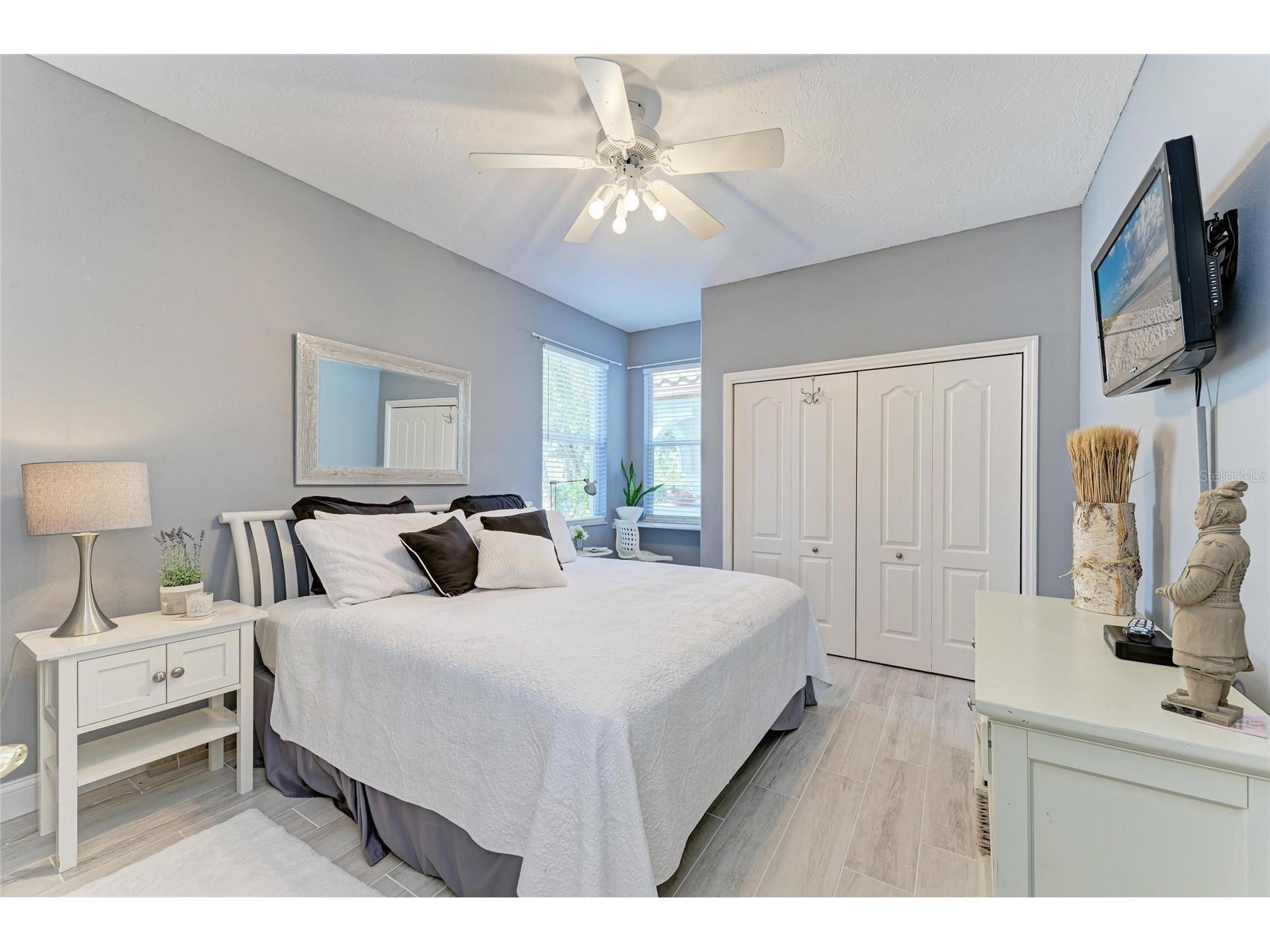 3907 Alamanda Drive Sarasota FL 34238 N6142651 image29