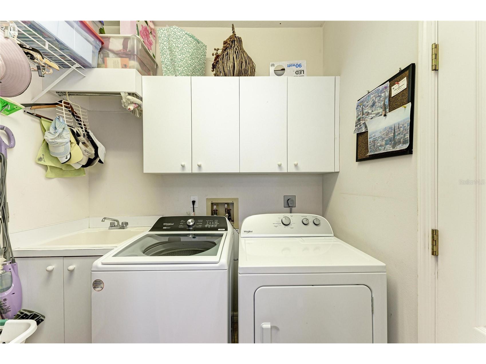 3907 Alamanda Drive Sarasota FL 34238 N6142651 image38