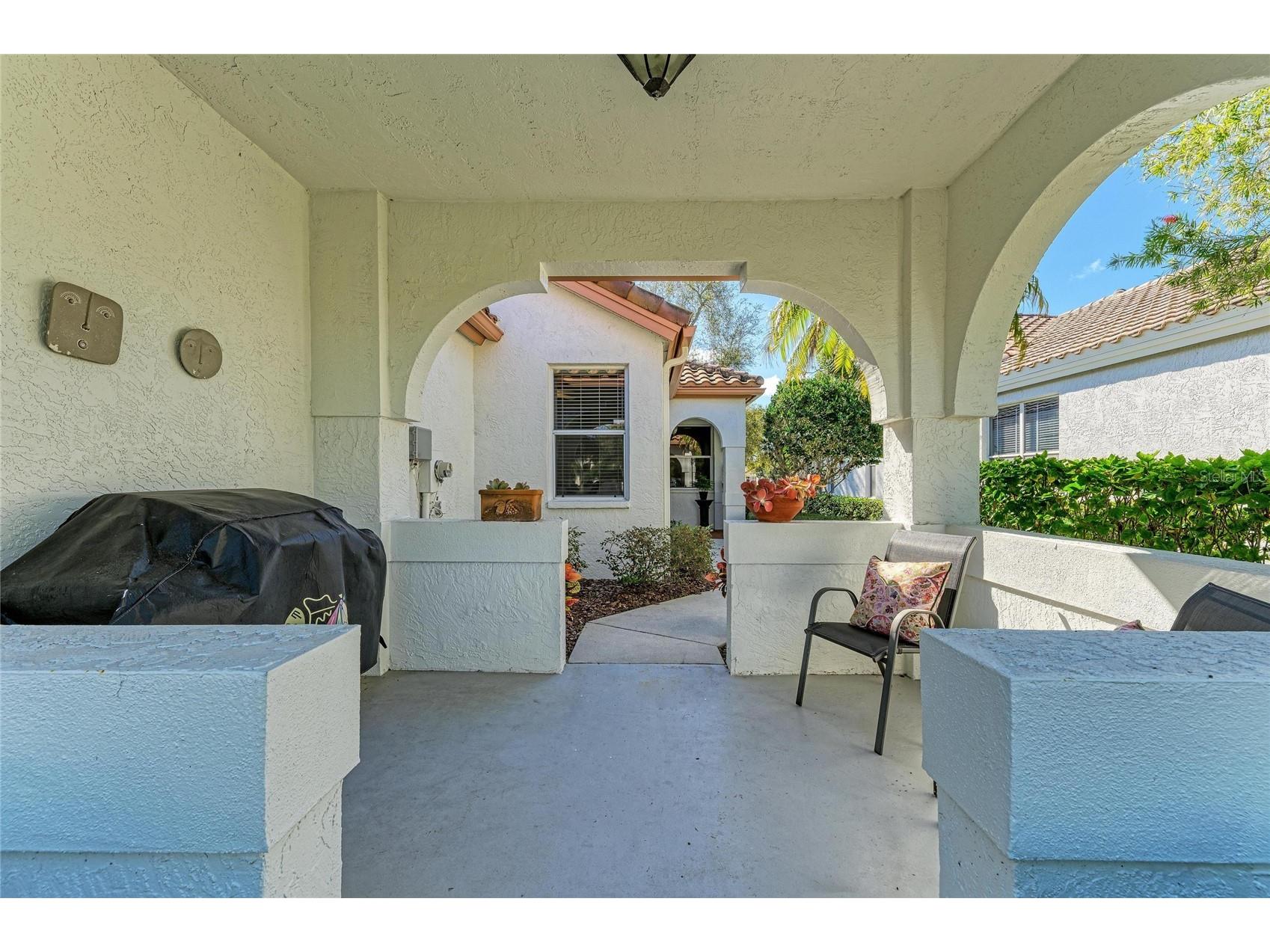 3907 Alamanda Drive Sarasota FL 34238 N6142651 image5