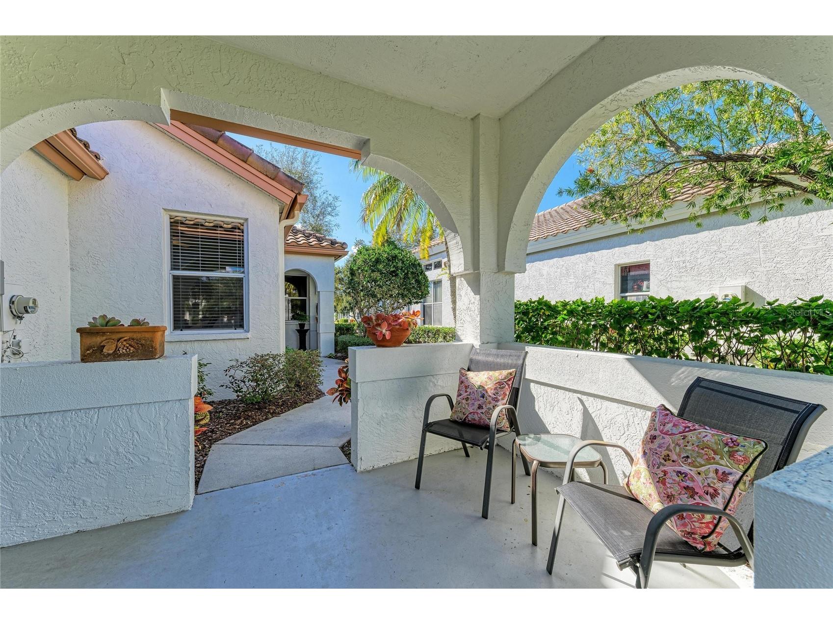 3907 Alamanda Drive Sarasota FL 34238 N6142651 image6