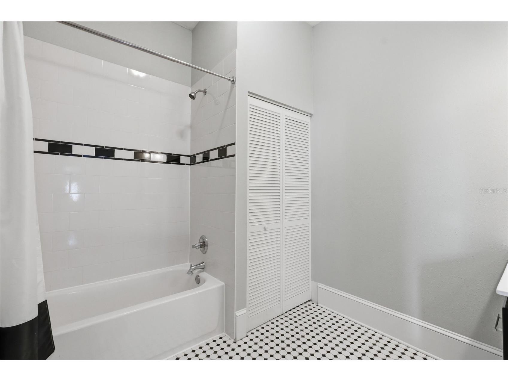 3907 N Tampa Street Tampa FL 33603 TB8502764 image27