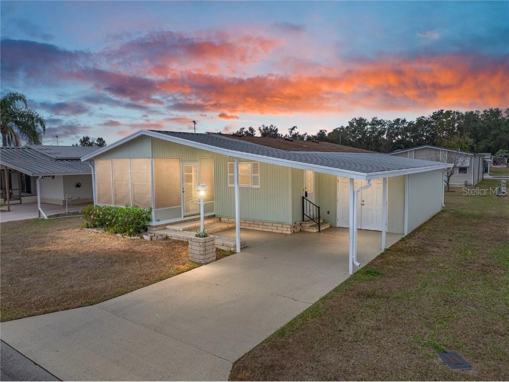 3907 William Hume Drive Zephyrhills FL 33541 TB8333612 image1