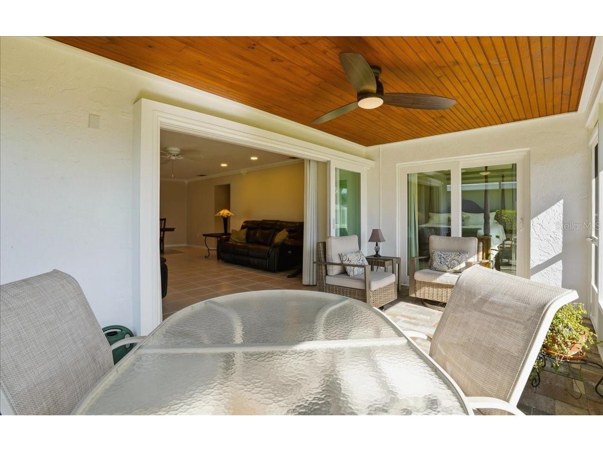 3908 Center Gate Circle #27 Sarasota FL 34233 A4677107 image13