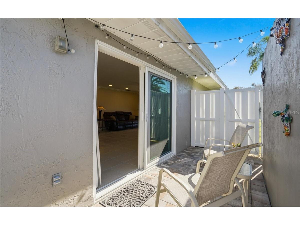 3908 Center Gate Circle #27 Sarasota FL 34233 A4677107 image21