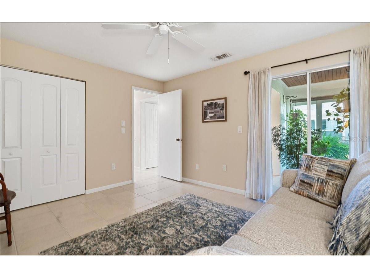 3908 Center Gate Circle #27 Sarasota FL 34233 A4677107 image30