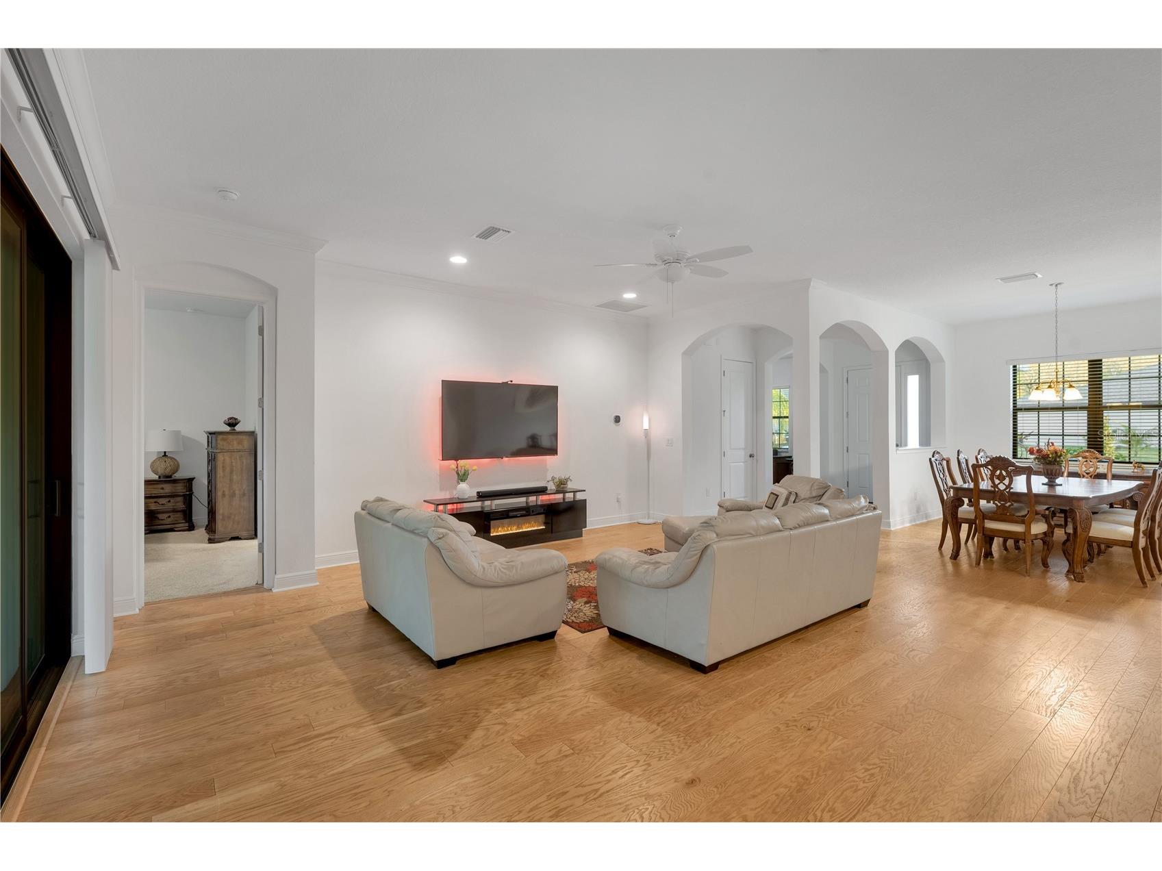 3908 Gaviota Drive Sun City Center FL 33573 TB8469302 image4