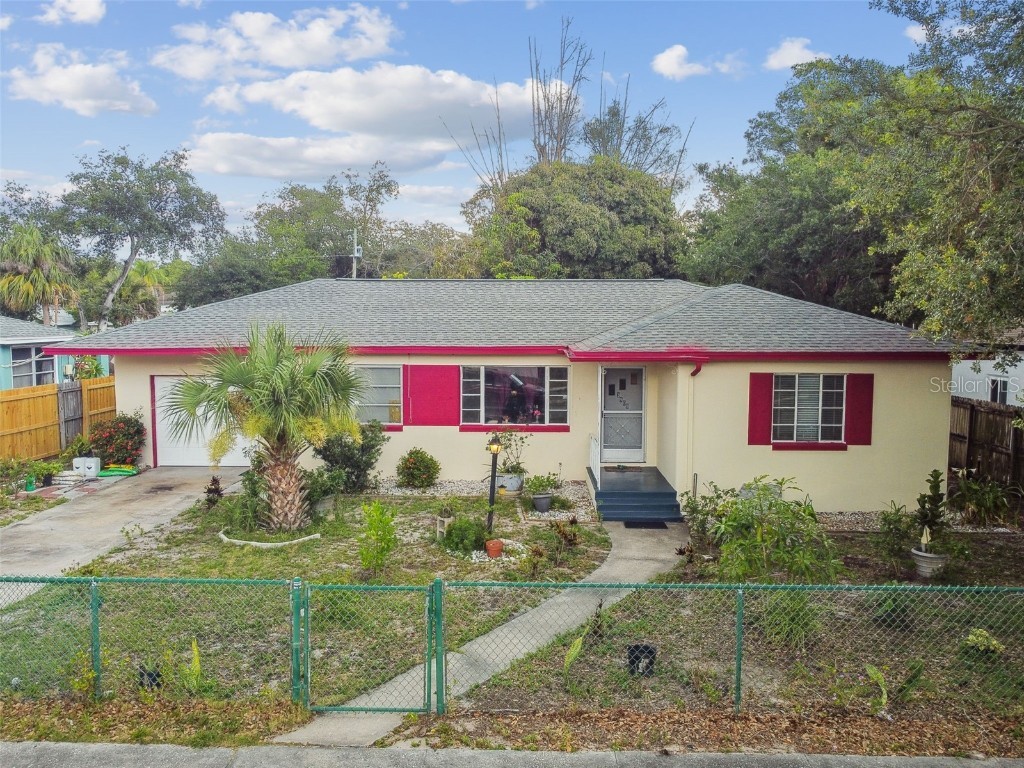 3908 Grove Street S Saint Petersburg FL 33705 T3449616 image1