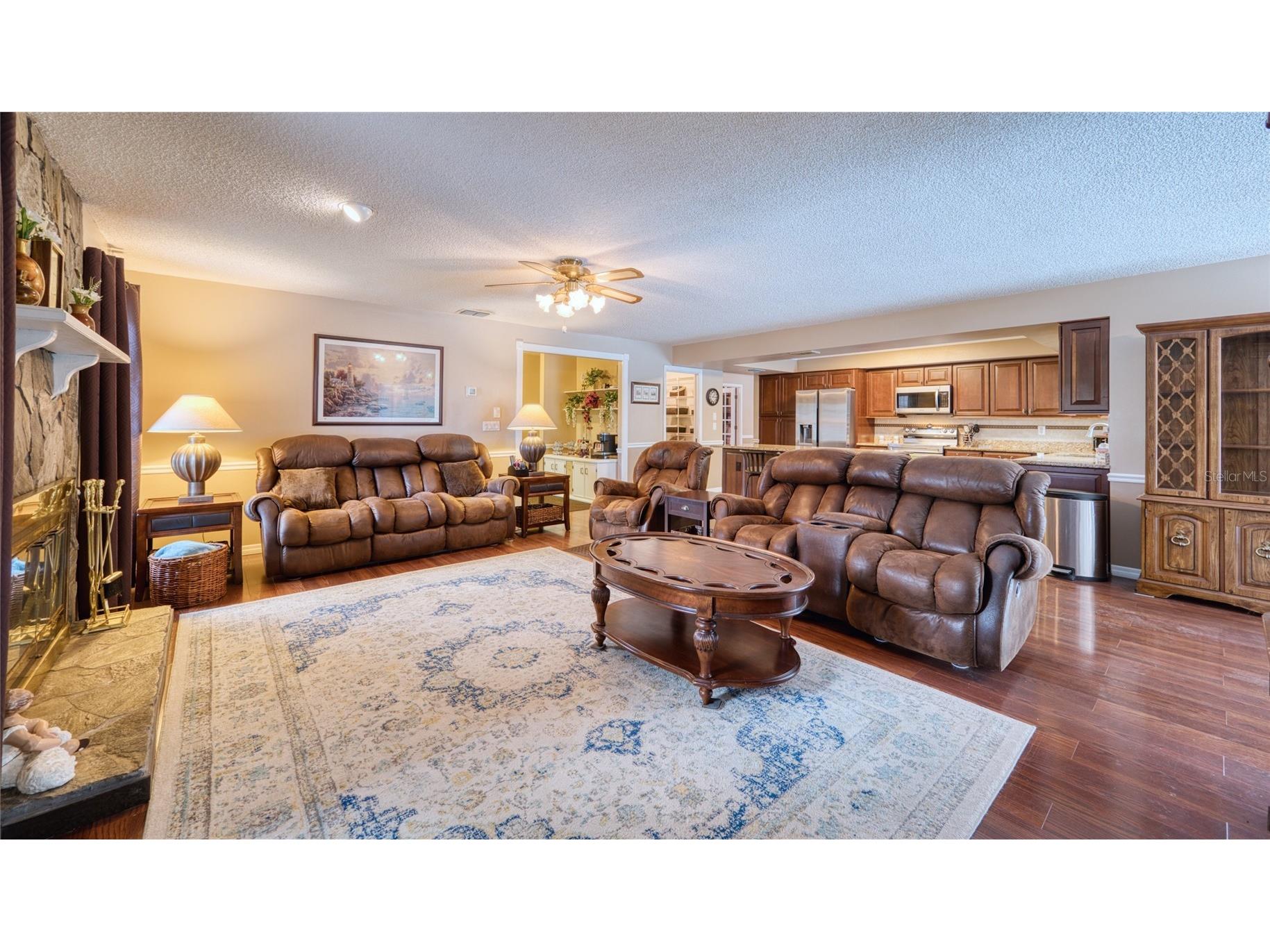 3908 Oak Grove Drive Sarasota FL 34243 A4680171 image13