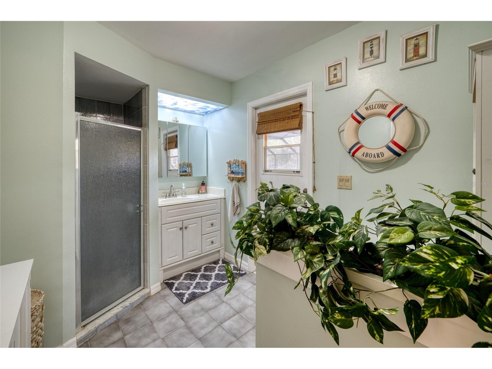 3908 Oak Grove Drive Sarasota FL 34243 A4680171 image14