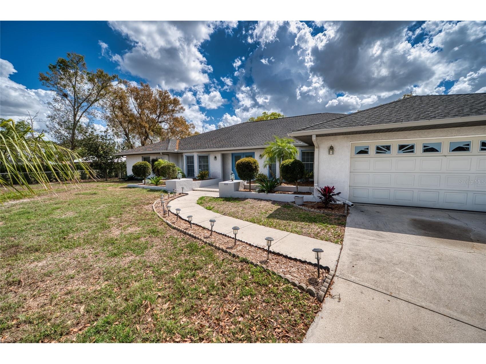 3908 Oak Grove Drive Sarasota FL 34243 A4680171 image2