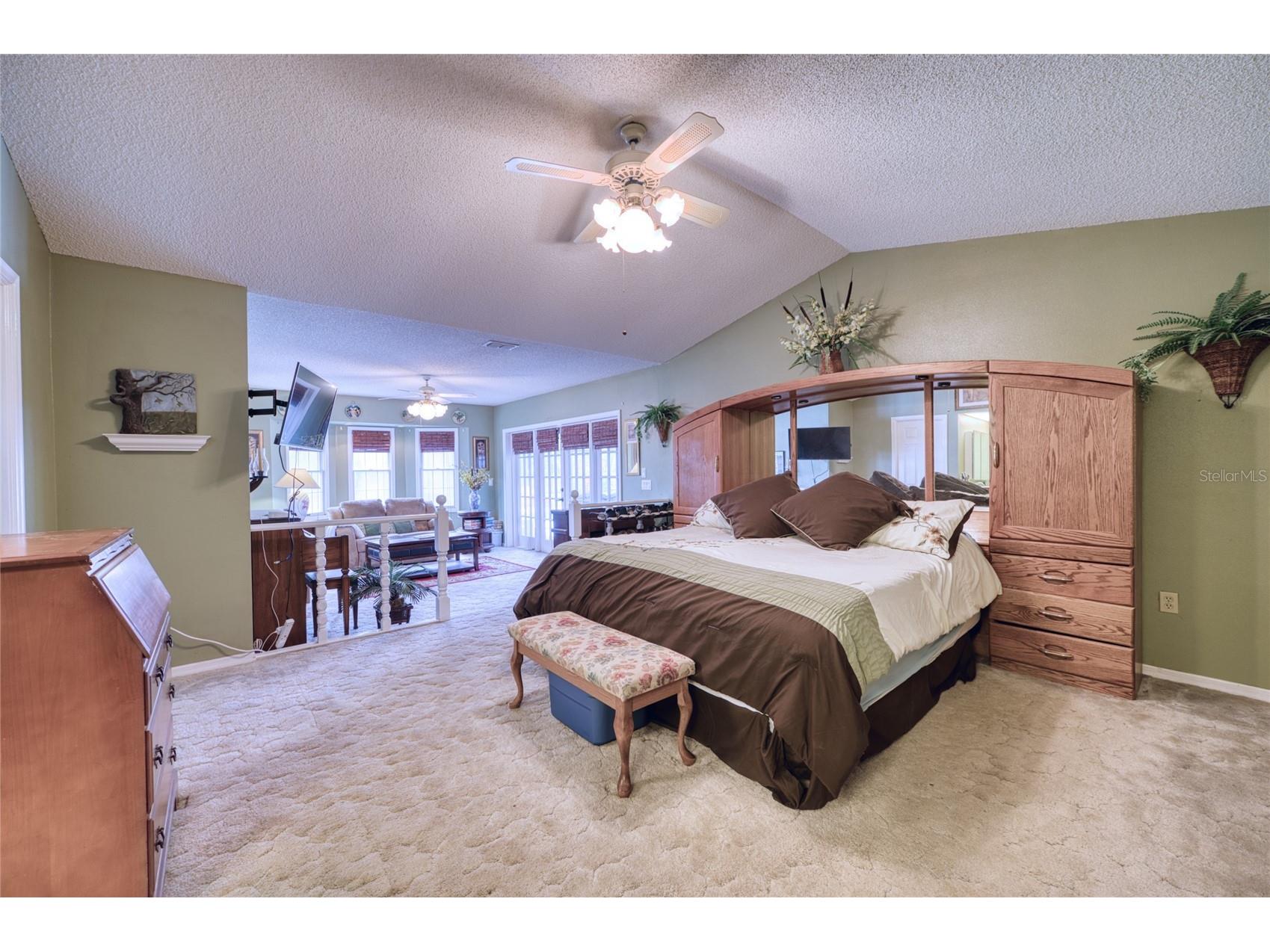 3908 Oak Grove Drive Sarasota FL 34243 A4680171 image22