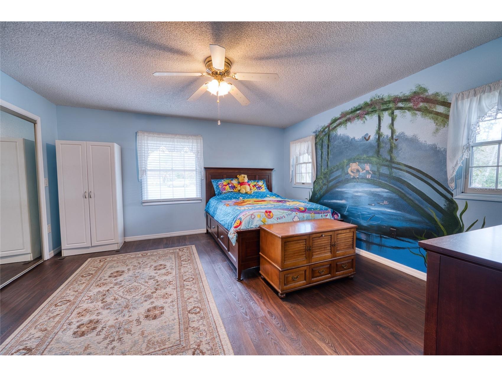 3908 Oak Grove Drive Sarasota FL 34243 A4680171 image27