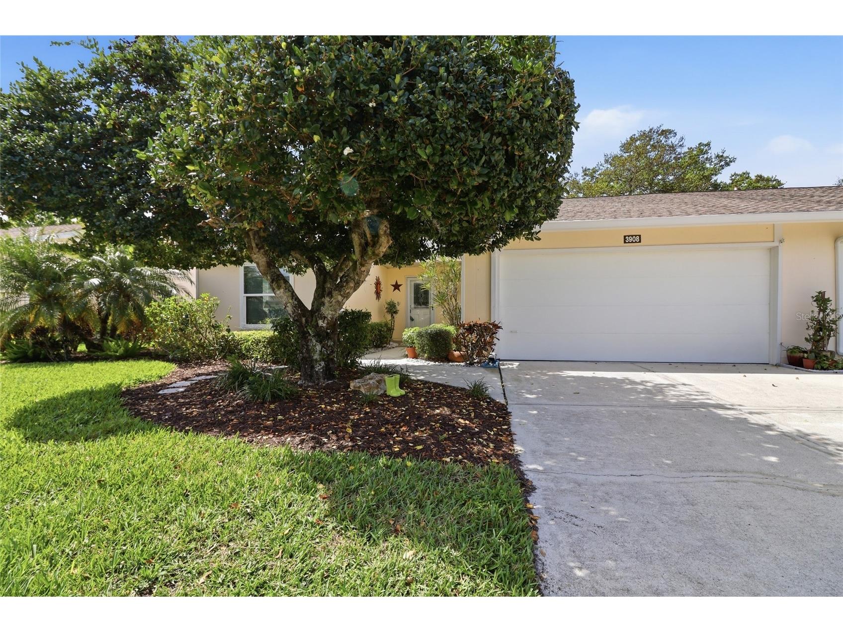 3908 Oakhurst Boulevard #3185 Sarasota FL 34233 A4680233 image1