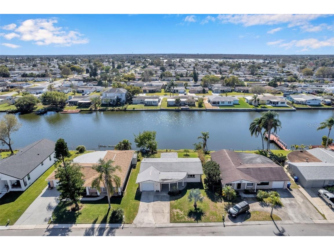 3908 Star Island Drive Holiday FL 34691 W7852168 image1