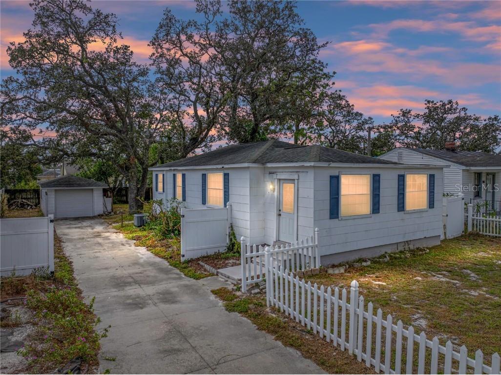 3908 W North B Street Tampa FL 33609 TB8318523 image1